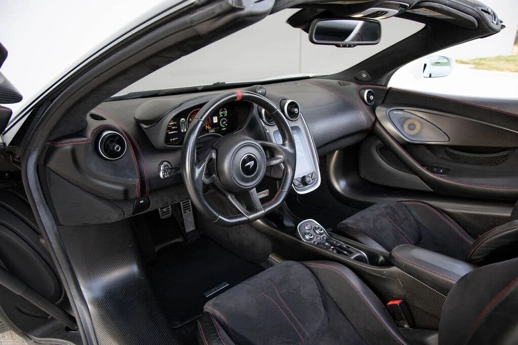 2020 McLaren 600LT Spider - Image 23 of 30