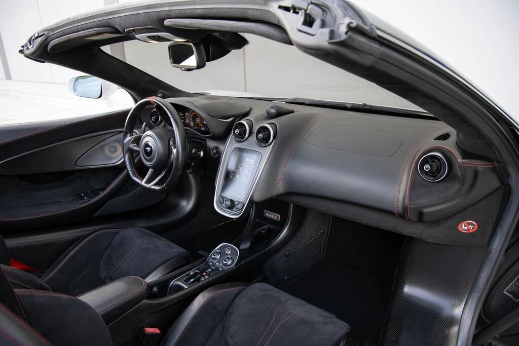 2020 McLaren 600LT Spider - Image 28 of 30