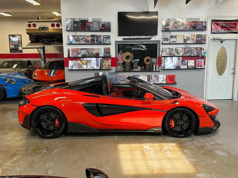 2020 McLaren 600LT Spider - Image 5 of 31