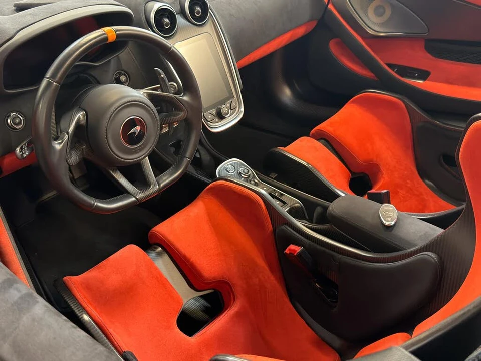 2020 McLaren 600LT Spider - Image 26 of 31