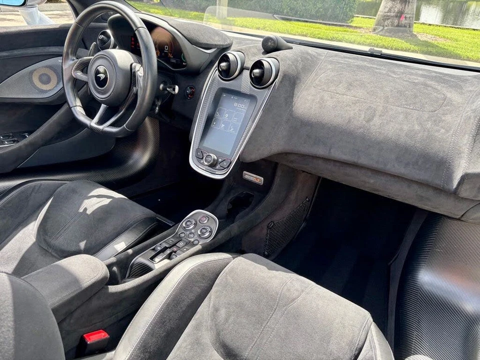 2020 McLaren 600LT Spider - Image 24 of 29