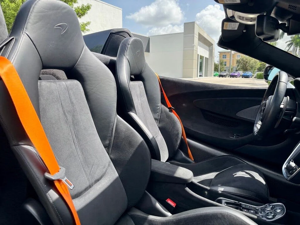 2020 McLaren 600LT Spider - Image 25 of 29