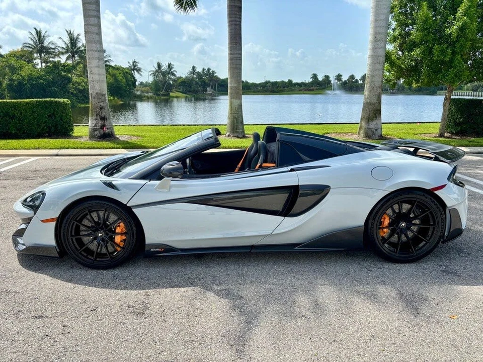2020 McLaren 600LT Spider - Image 11 of 29