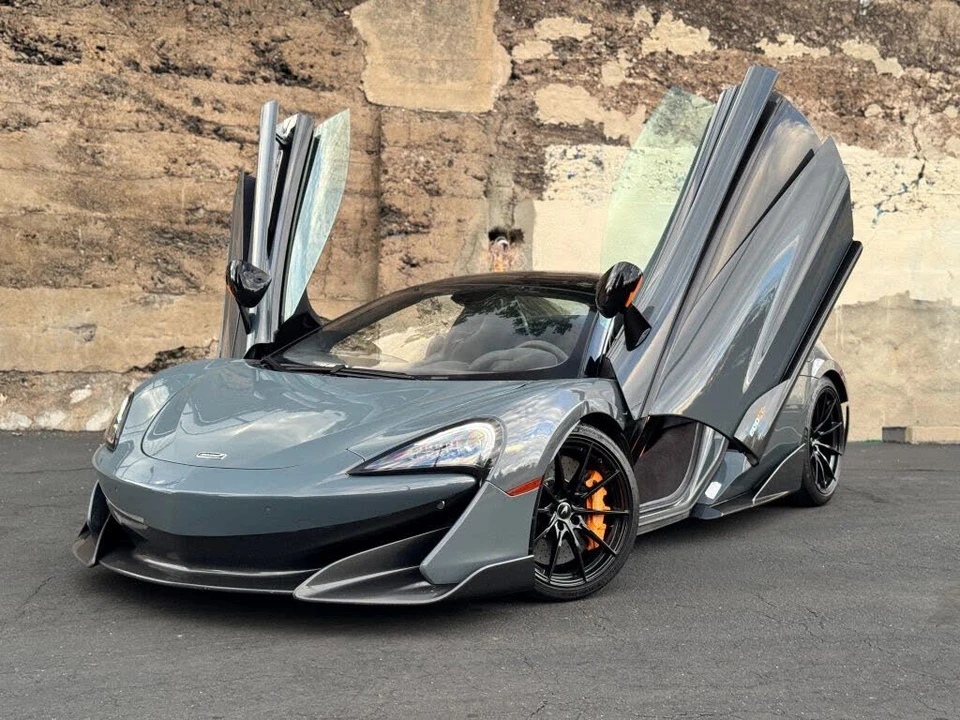 2020 McLaren 600LT Spider - Image 30 of 31