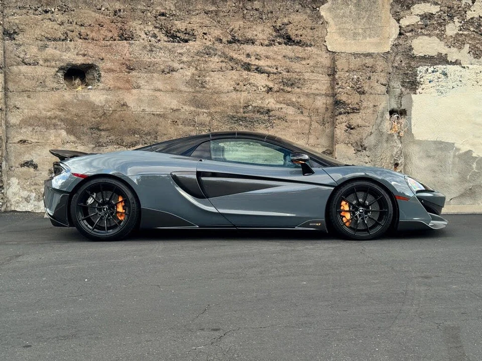 2020 McLaren 600LT Spider - Image 11 of 31