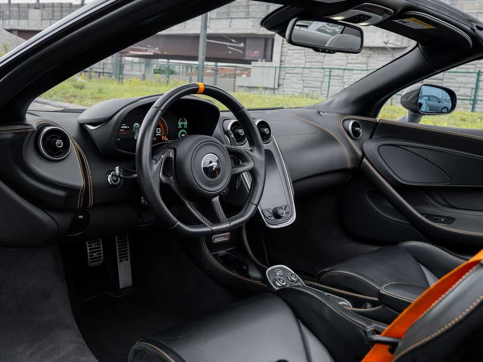 2020 McLaren 600LT Spider - Image 22 of 31