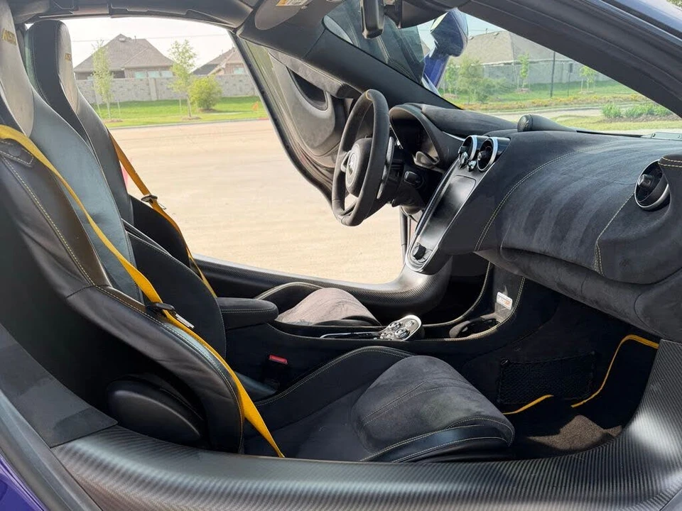 2020 McLaren 600LT Spider - Image 27 of 31
