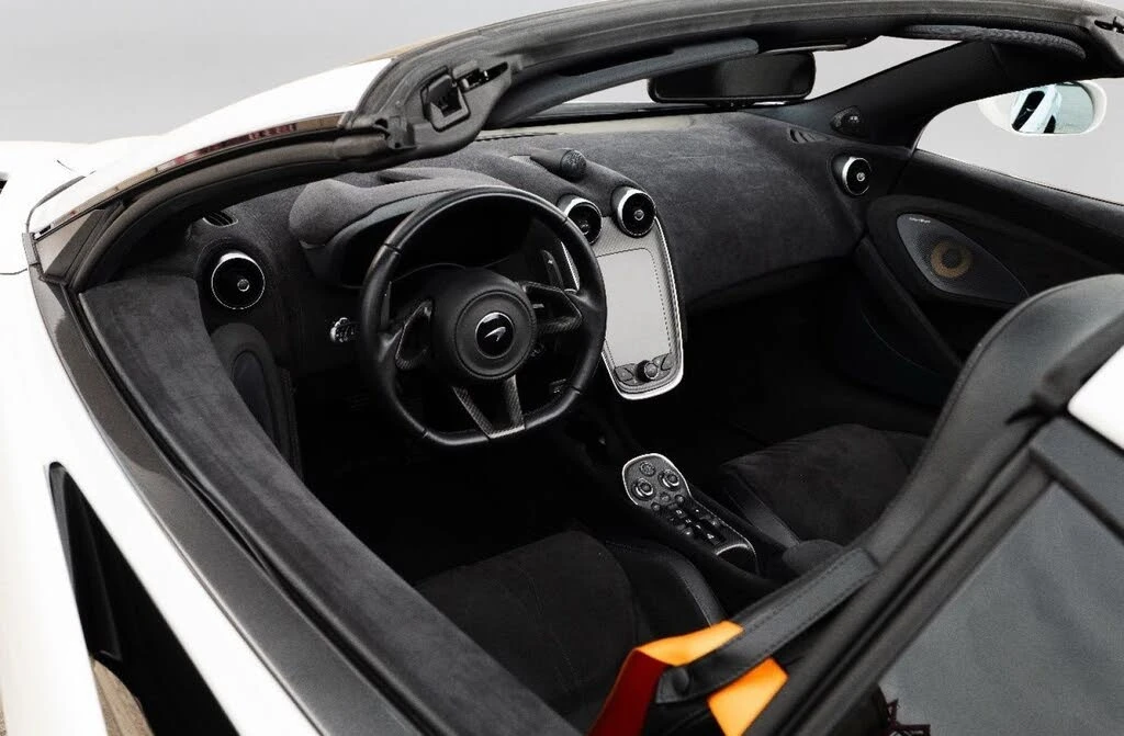 2020 McLaren 600LT Spider - Image 14 of 31