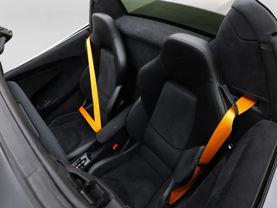 2020 McLaren 600LT Spider - Image 27 of 31
