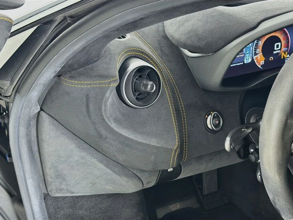 2020 McLaren 600LT Spider - Image 10 of 29