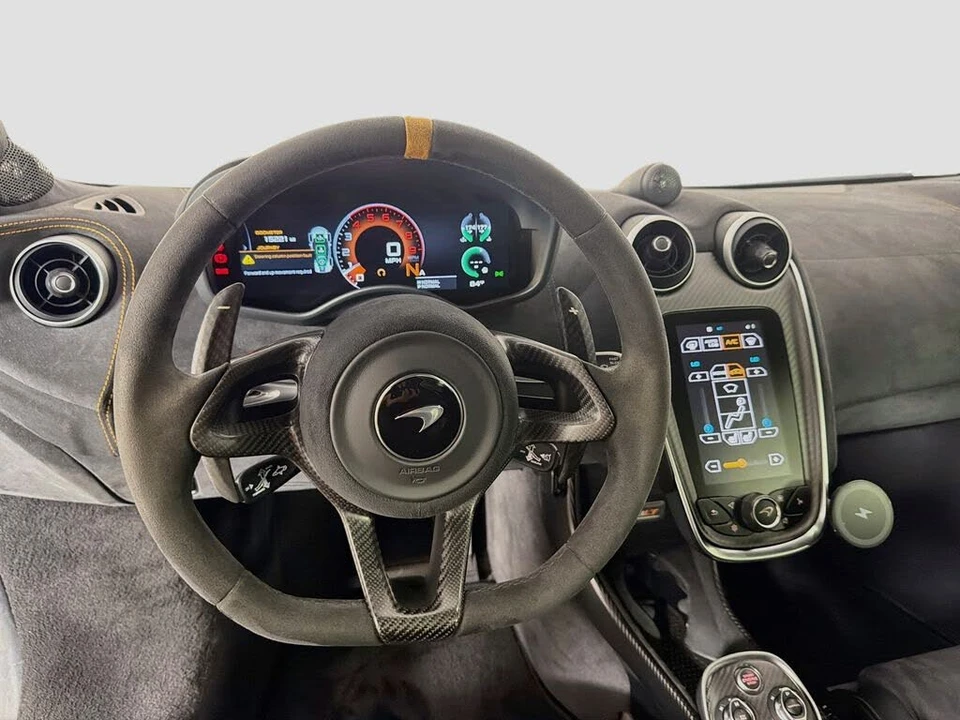 2020 McLaren 600LT Spider - Image 24 of 29