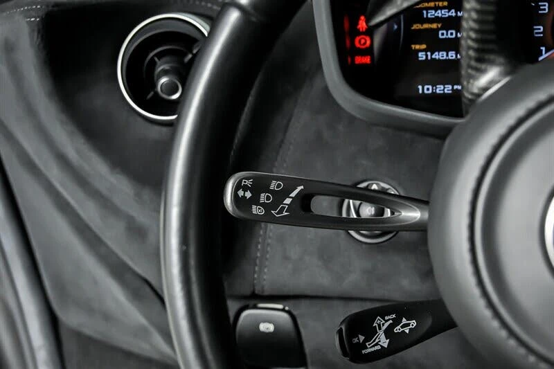 2020 McLaren 600LT Spider - Image 27 of 31