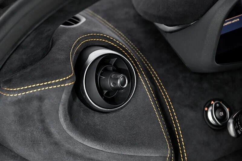 2020 McLaren 600LT Spider - Image 26 of 31