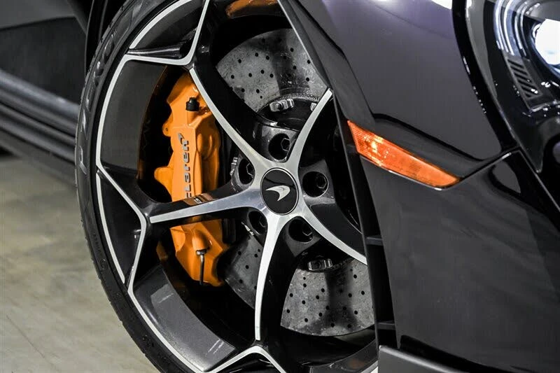 2020 McLaren 600LT Spider - Image 5 of 31