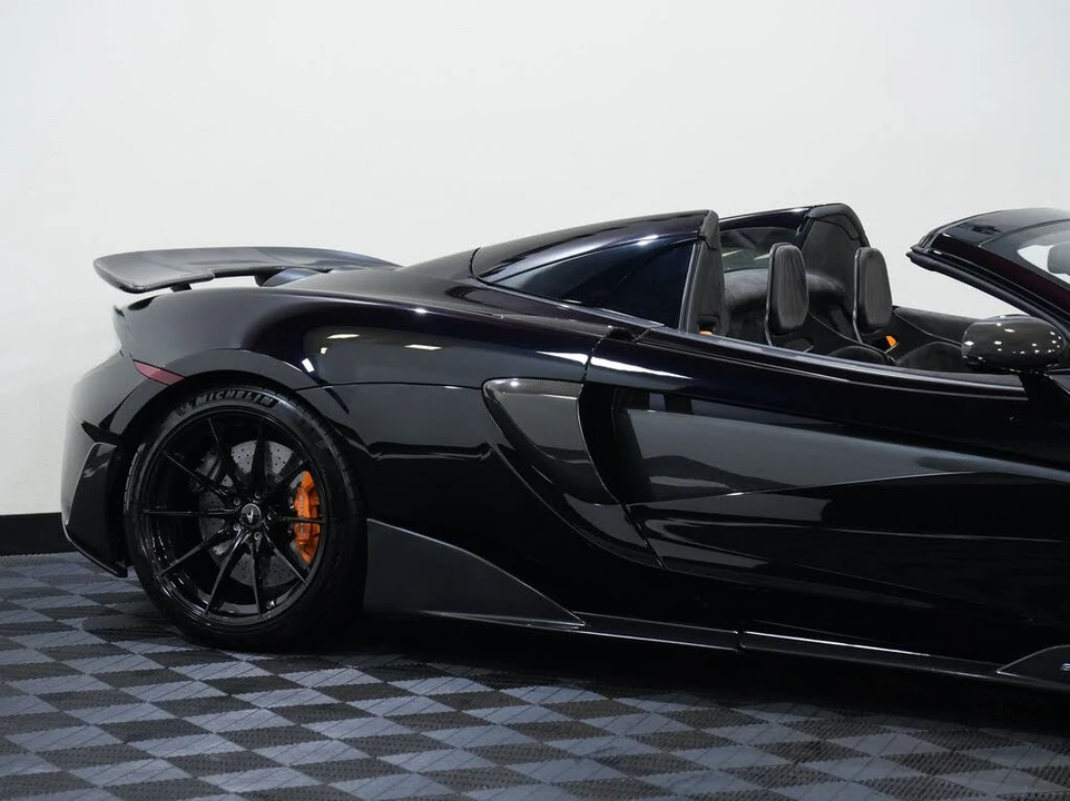 2020 McLaren 600LT Spider - Image 15 of 31