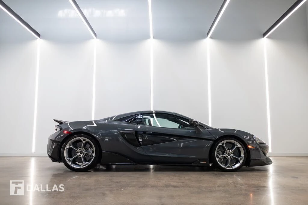 2020 McLaren 600LT Spider - Image 22 of 31