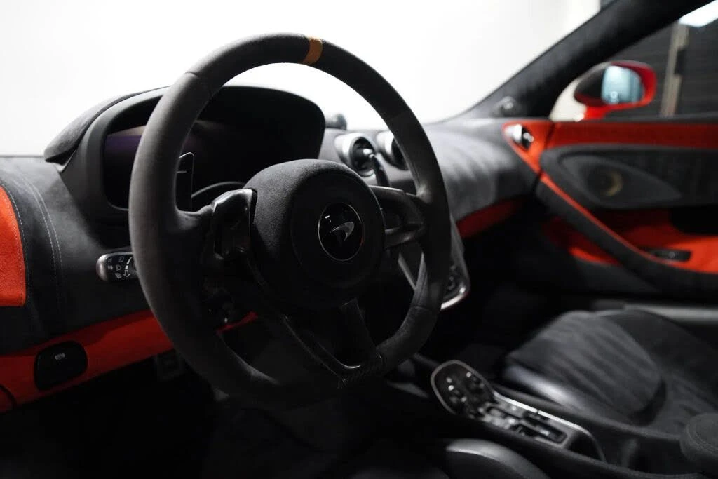 2020 McLaren 600LT Spider - Image 28 of 31