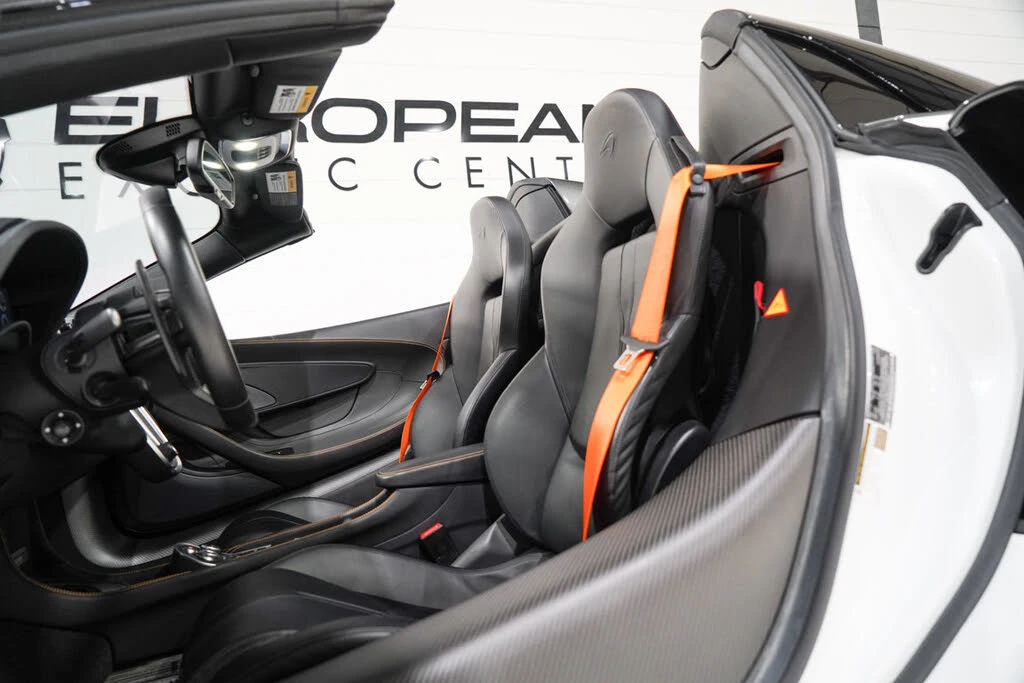 2020 McLaren 600LT Spider - Image 11 of 31