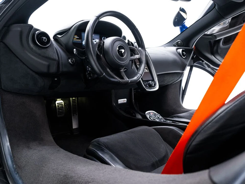 2020 McLaren 600LT Spider - Image 17 of 31