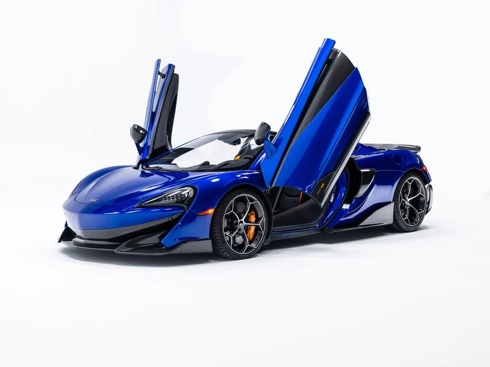 2020 McLaren 600LT Spider - Image 2 of 31