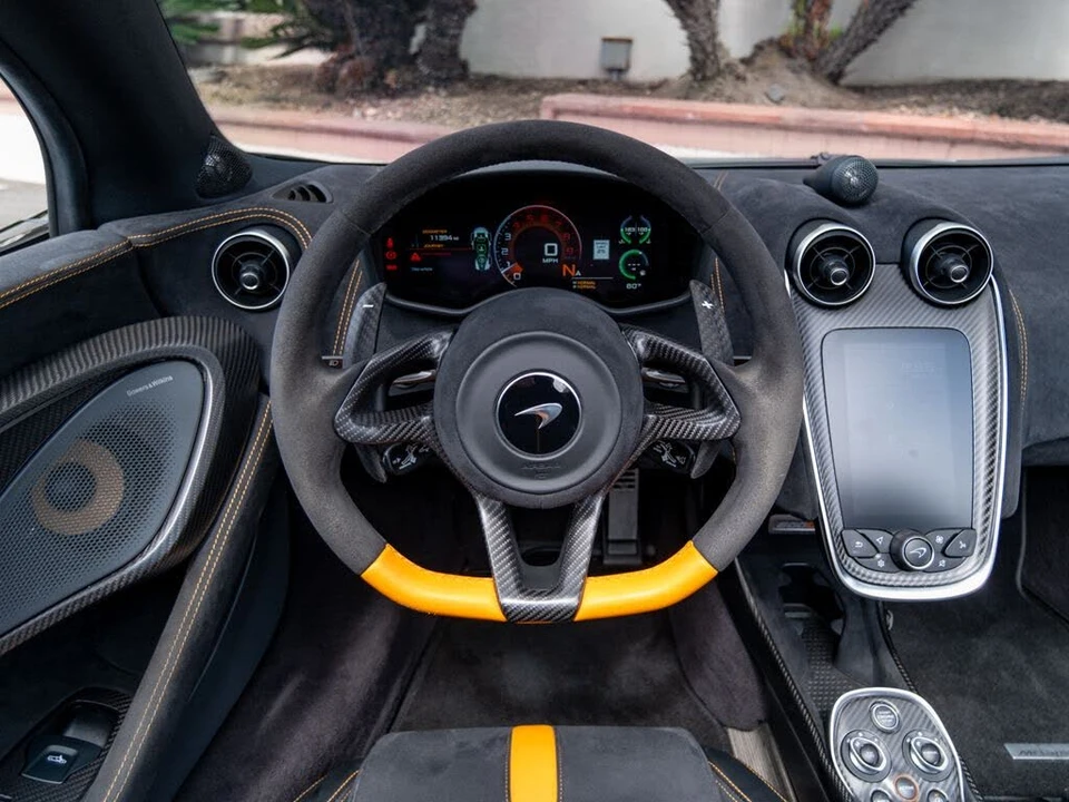 2020 McLaren 600LT Spider - Image 8 of 31