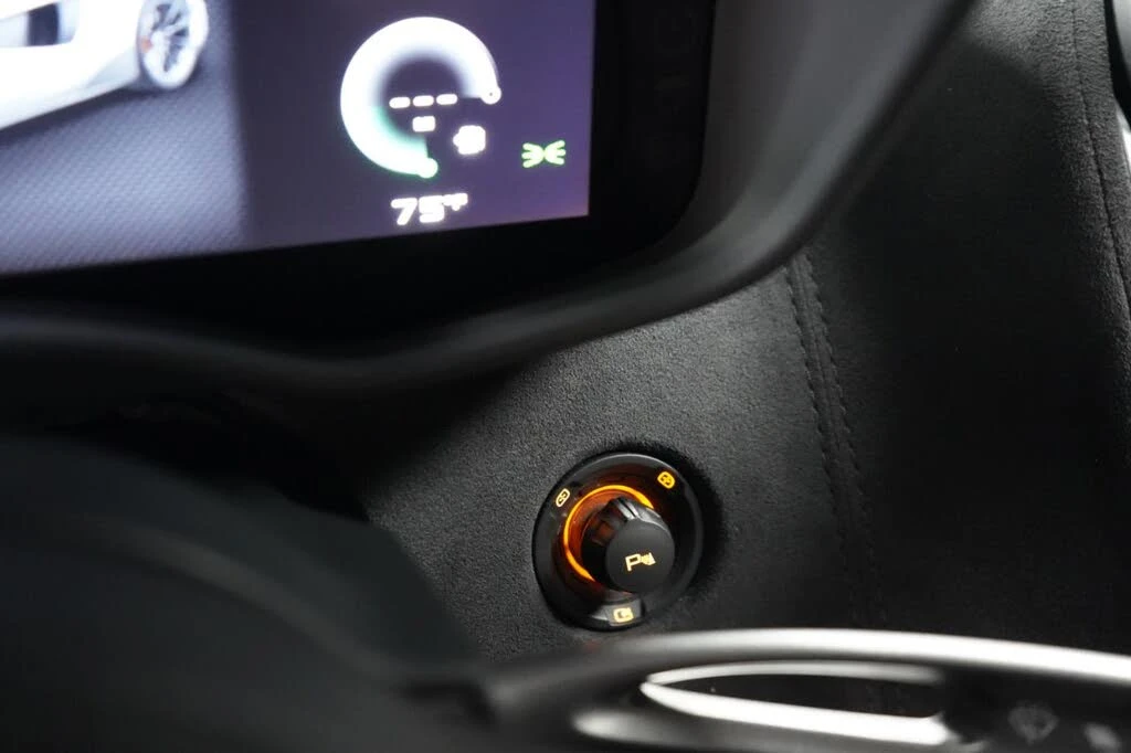 2020 McLaren 600LT Spider - Image 26 of 29