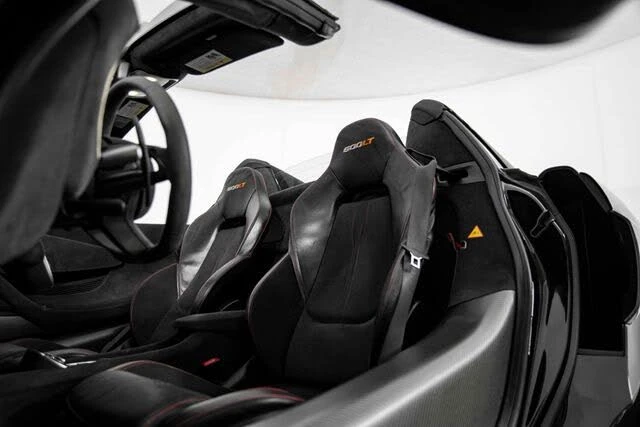 2020 McLaren 600LT Spider - Image 15 of 31