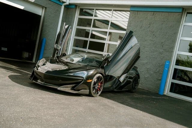 2020 McLaren 600LT Spider - Image 28 of 31