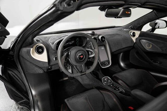 2020 McLaren 600LT Spider - Image 16 of 31