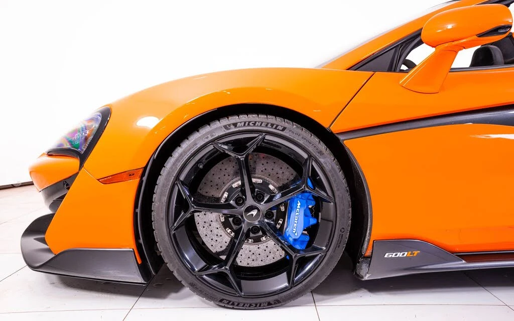 2020 McLaren 600LT Spider - Image 18 of 27