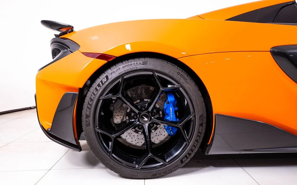 2020 McLaren 600LT Spider - Image 20 of 27
