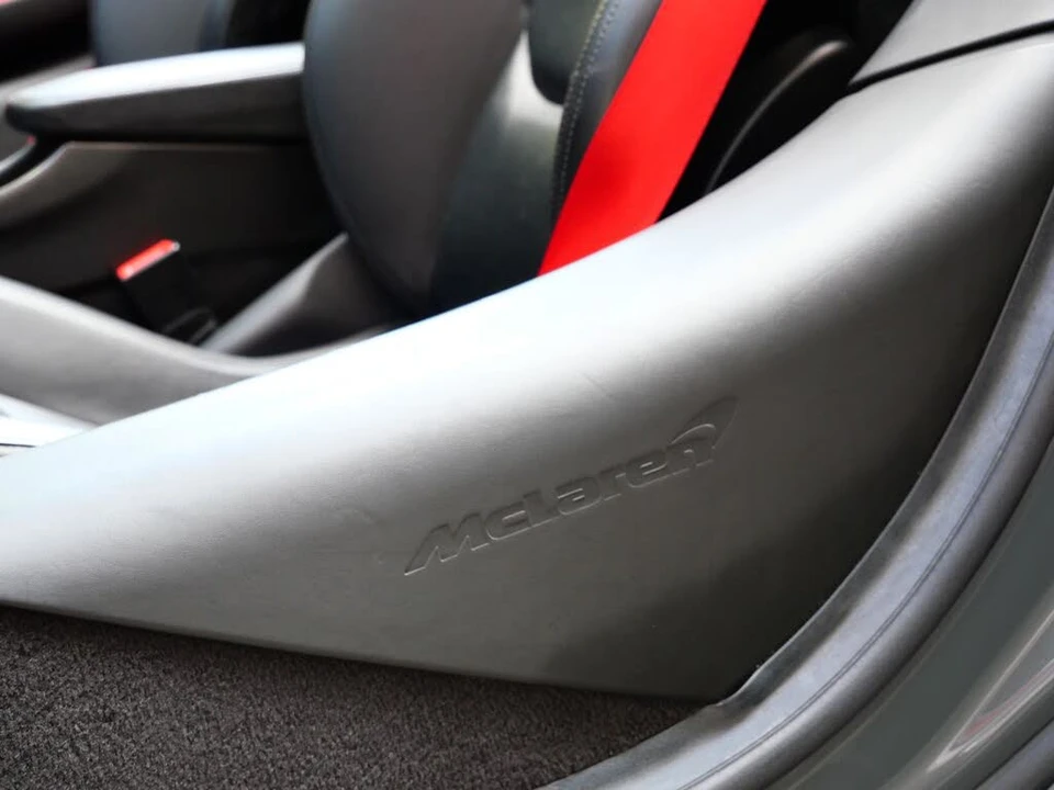2020 McLaren 600LT Spider - Image 25 of 31