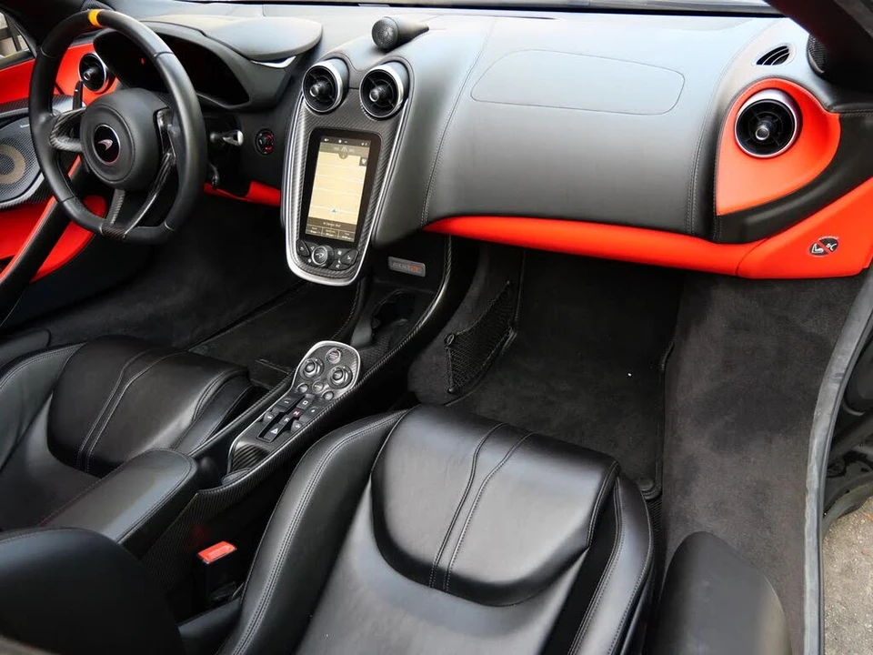 2020 McLaren 600LT Spider - Image 10 of 31