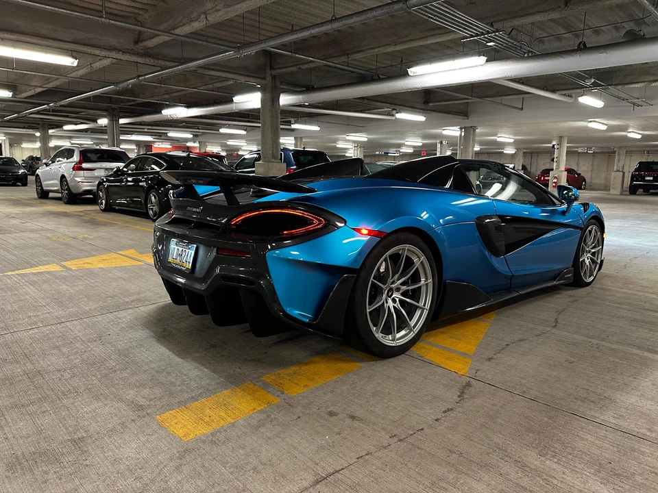 2020 McLaren 600LT Spider - Image 24 of 31