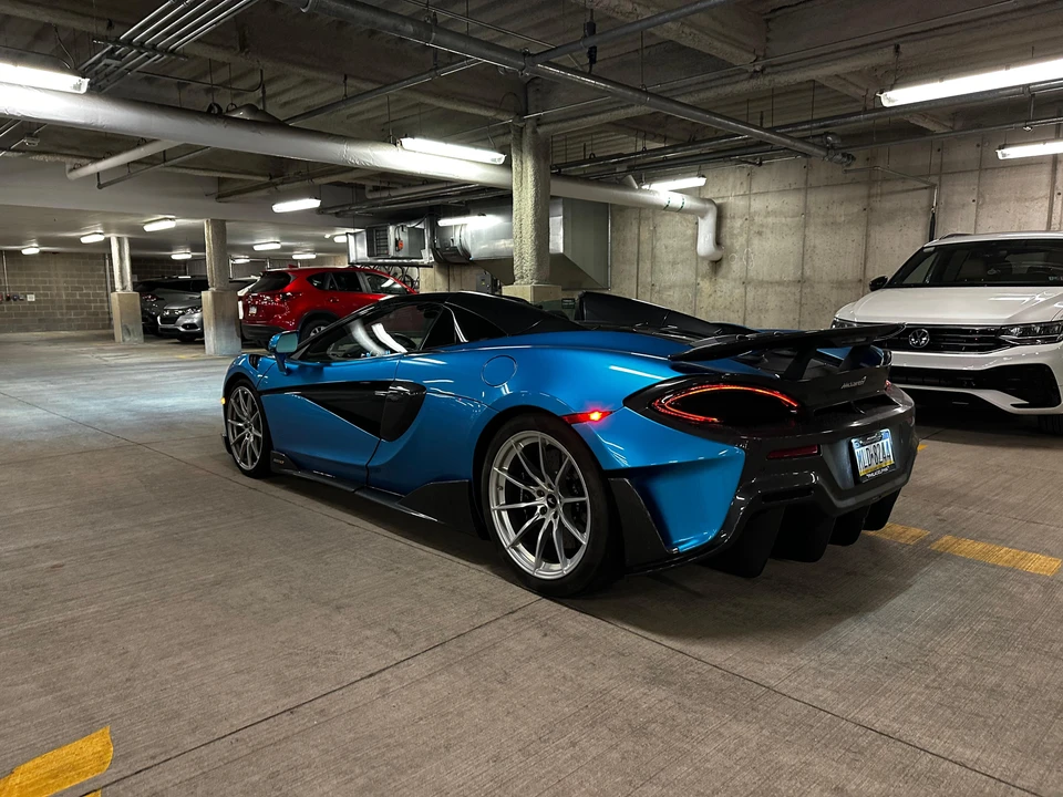 2020 McLaren 600LT Spider - Image 19 of 31