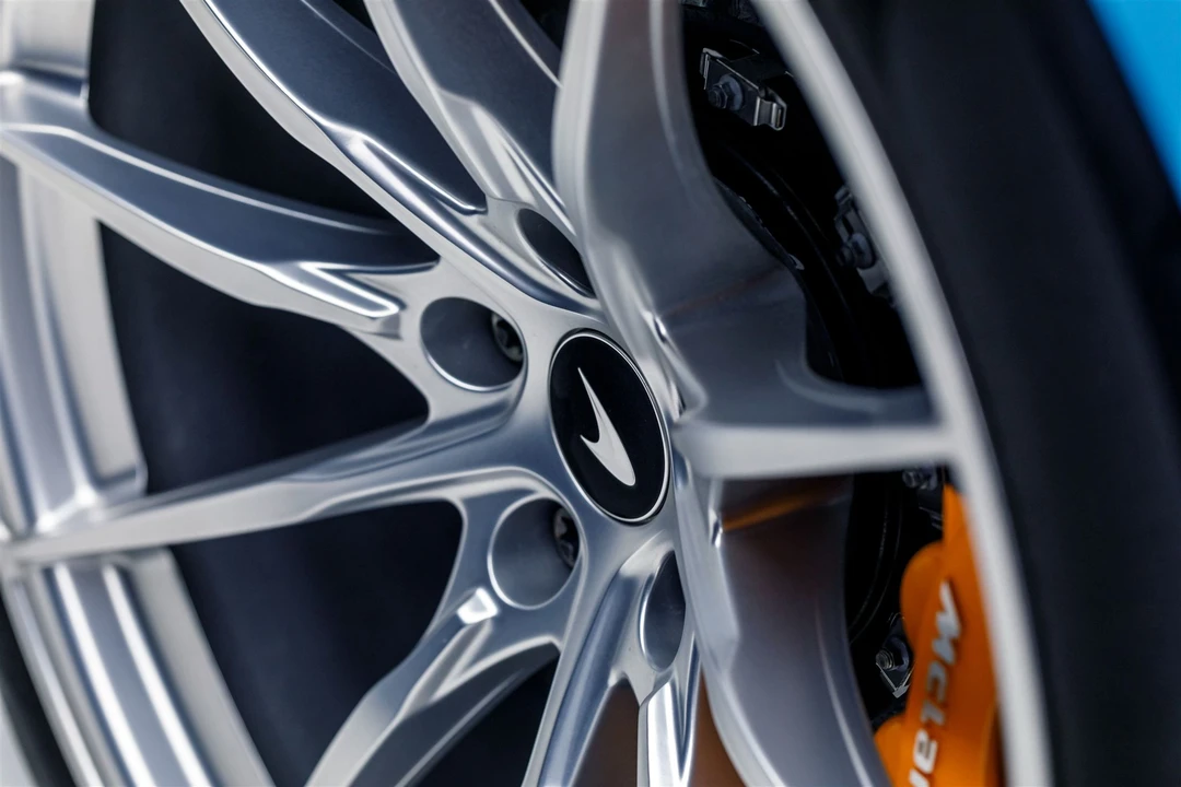 2020 McLaren 600LT Spider - Image 26 of 31