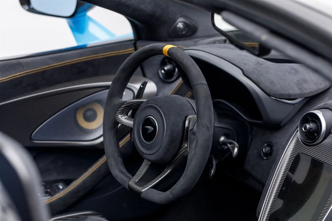 2020 McLaren 600LT Spider - Image 25 of 31