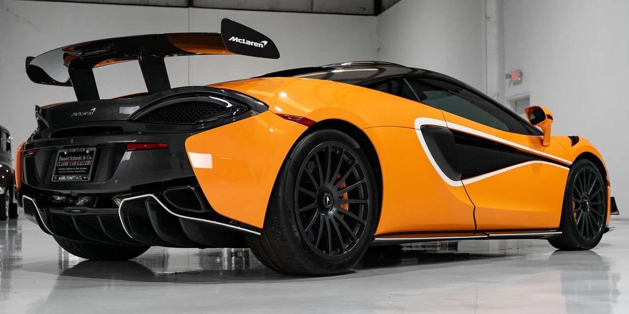 2020 McLaren 620R - Image 15 of 21