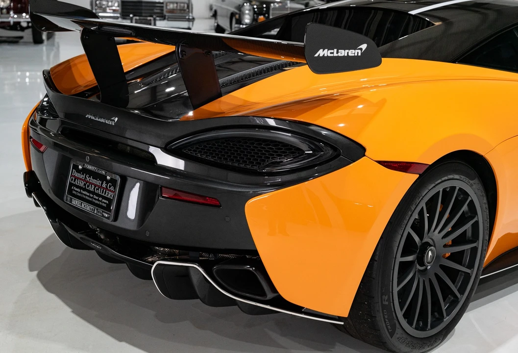 2020 McLaren 620R - Image 17 of 21