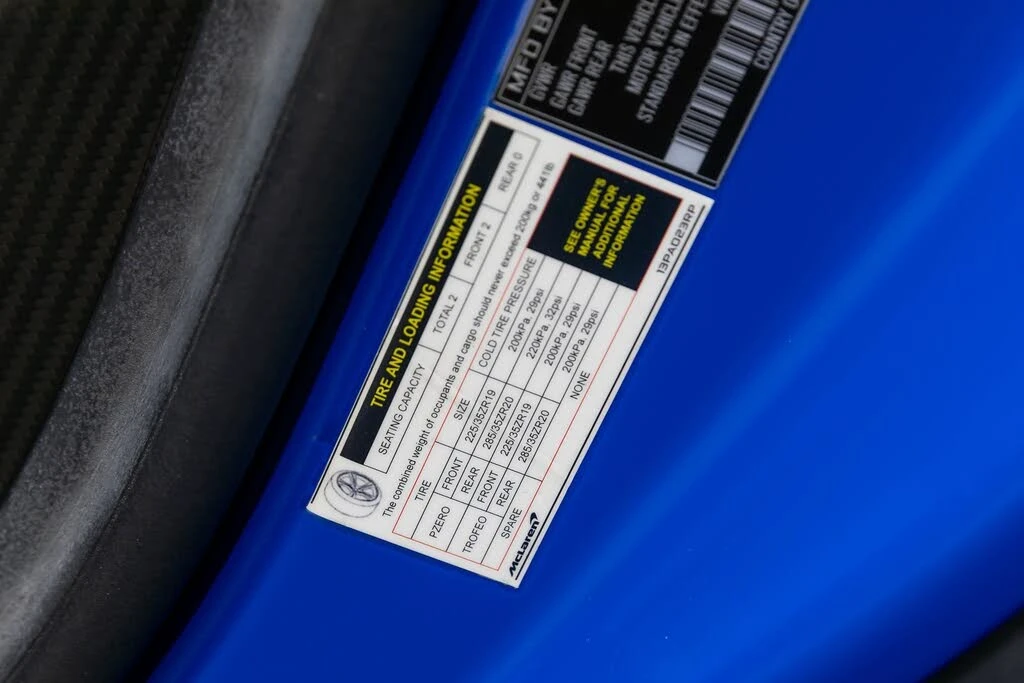 2020 McLaren 620R - Image 24 of 31