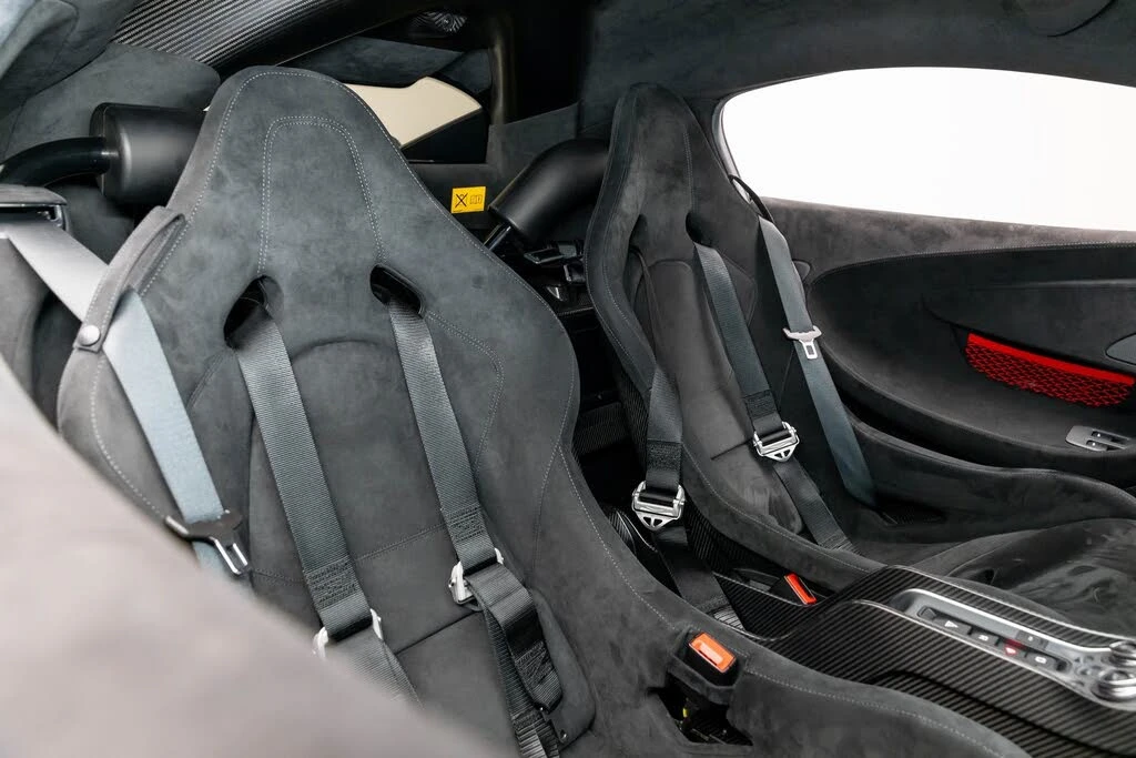 2020 McLaren 620R - Image 12 of 31