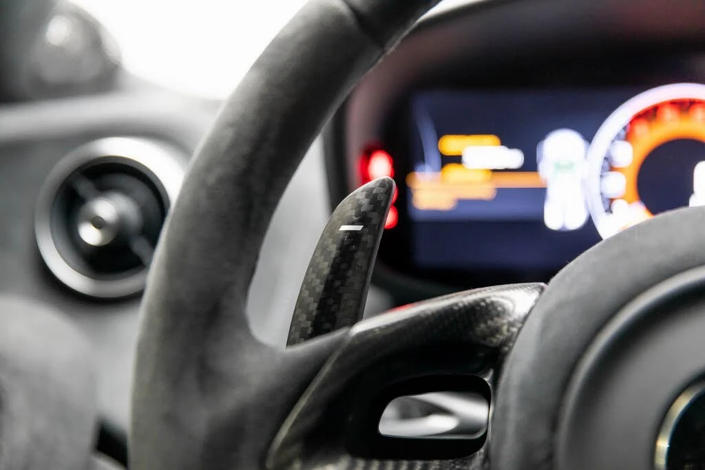 2020 McLaren 620R - Image 27 of 31
