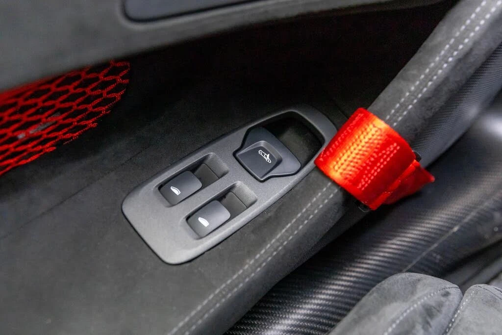 2020 McLaren 620R - Image 31 of 31