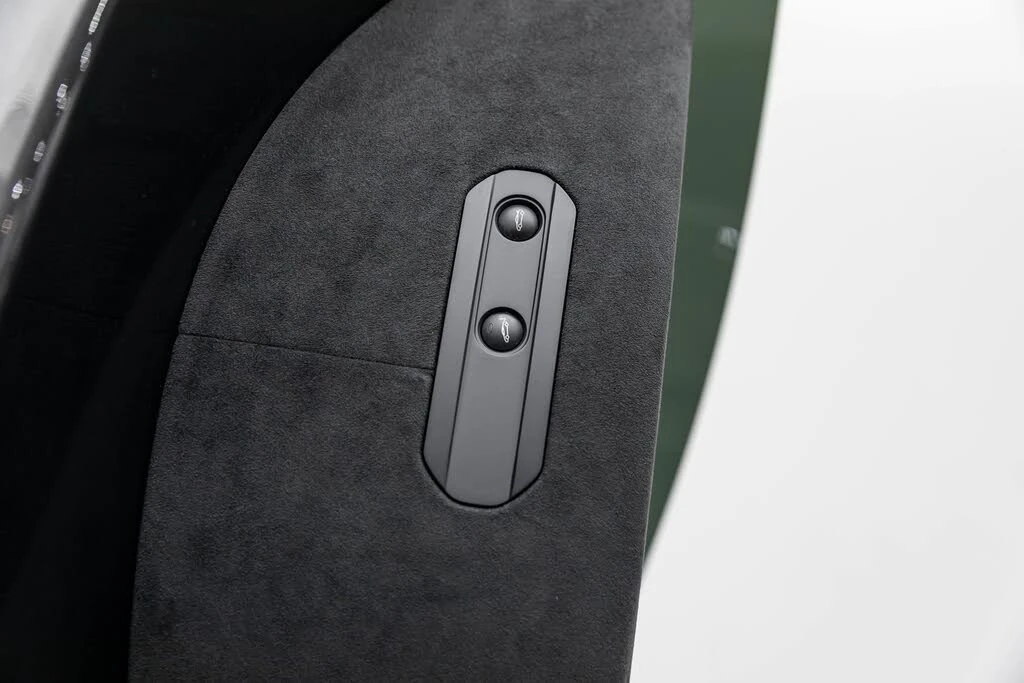 2020 McLaren 620R - Image 22 of 31
