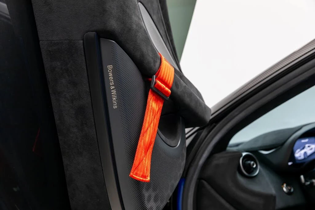 2020 McLaren 620R - Image 23 of 31