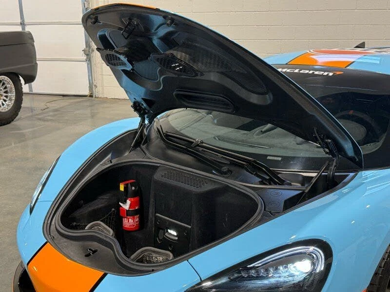 2020 McLaren 620R - Image 16 of 31