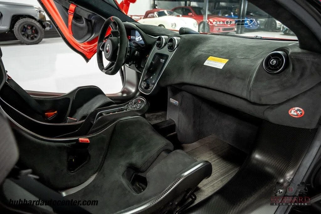 2020 McLaren 620R - Image 27 of 31