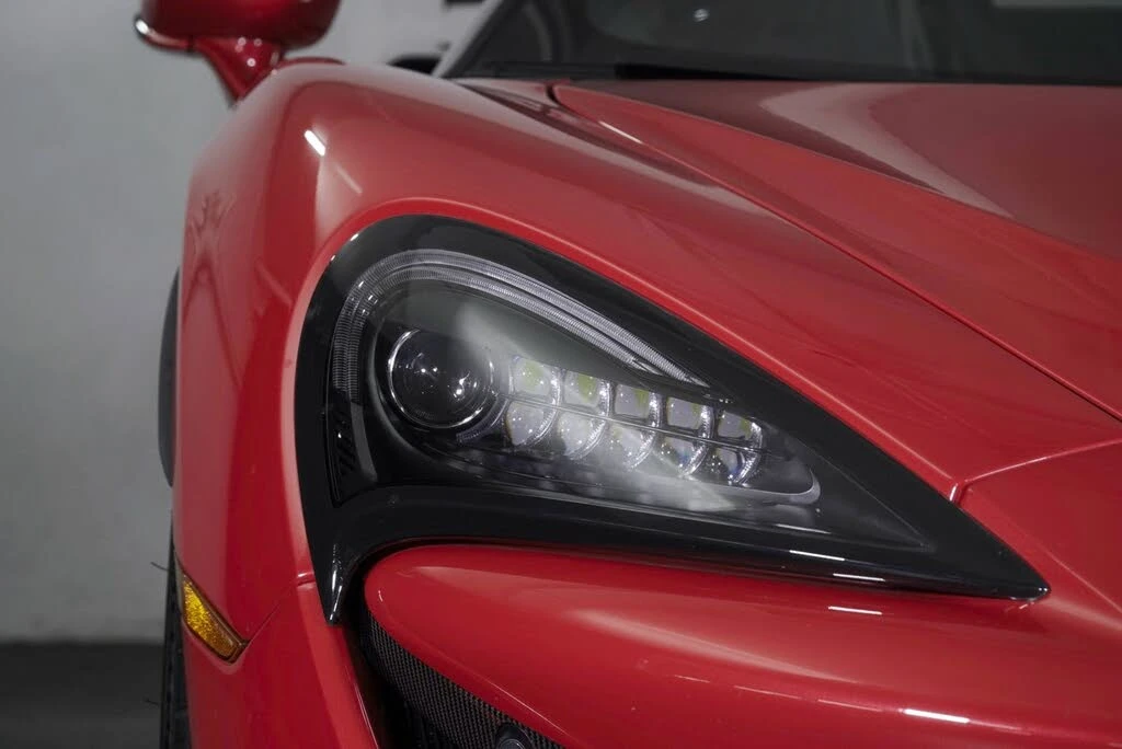 2020 McLaren 620R - Image 15 of 31