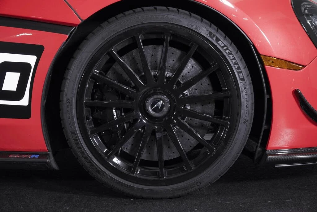 2020 McLaren 620R - Image 4 of 31