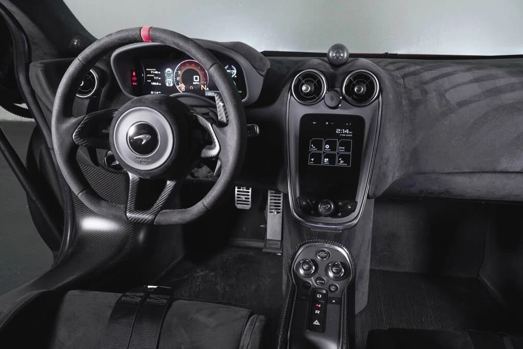 2020 McLaren 620R - Image 10 of 31
